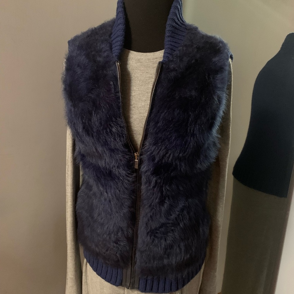 Massimo Dutti navy wool vest with sheepskin front